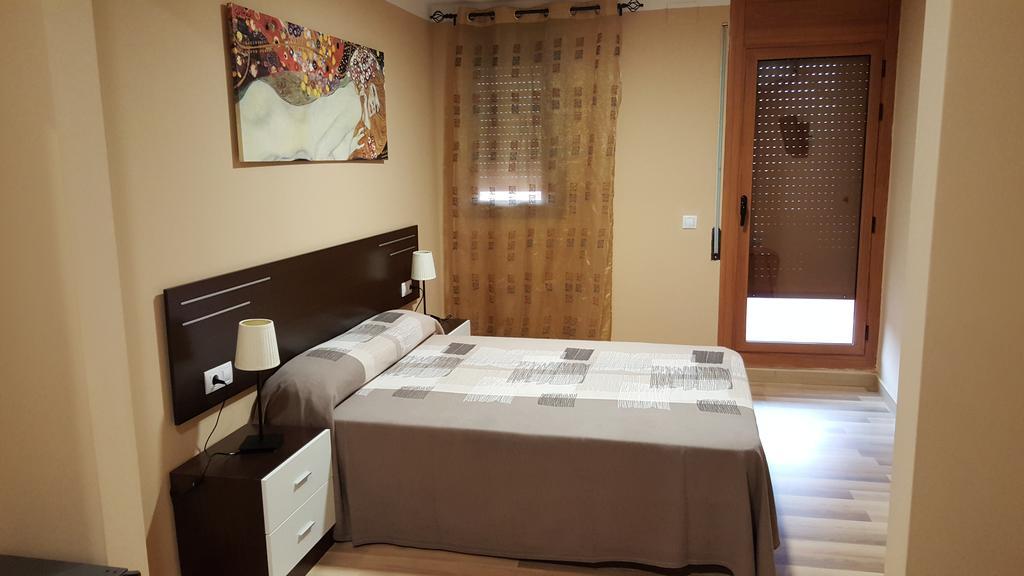 Pension Avenida Vilafranca del Penedès Kültér fotó